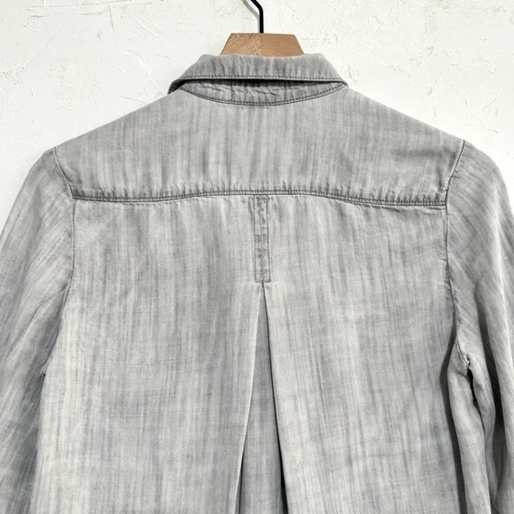 Cloth & Stone Washed Gray Tencel Button-Up Shirt, Hi-Low Hem – XS - Picture 7 of 7
